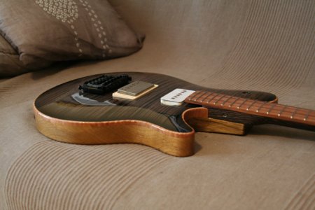Thoene-Black_Special_Custom_00b.jpg