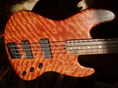 pbass2.JPG