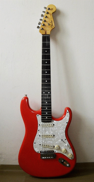 Red STRAT-1.gif