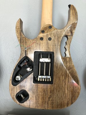 Ibanez2.JPG