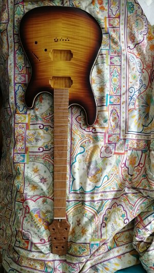 Guitar4.jpg