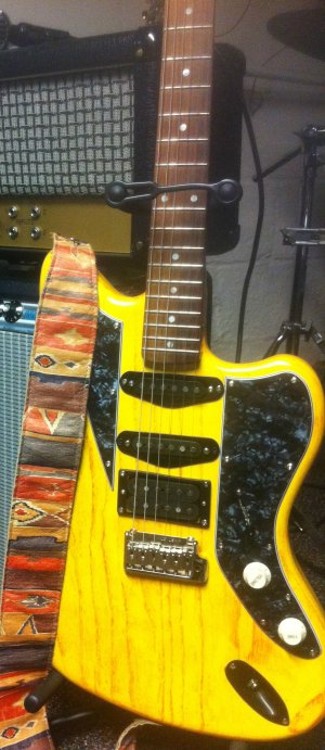 jazzmaster yellow.jpg