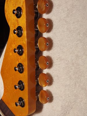 jm hipshot headstock front tuner install.jpg