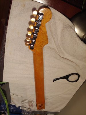 jm hipshot tuner install back of neck.jpg