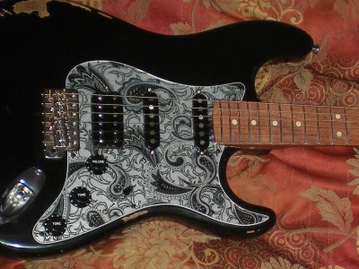 Blk strat with Bubinga neck.JPG