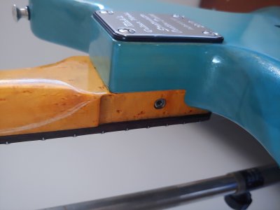 stratomaster neck joint detail bottom.jpg