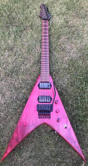 Vguitar6.jpg