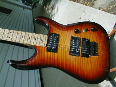Archtop Soloist.jpg