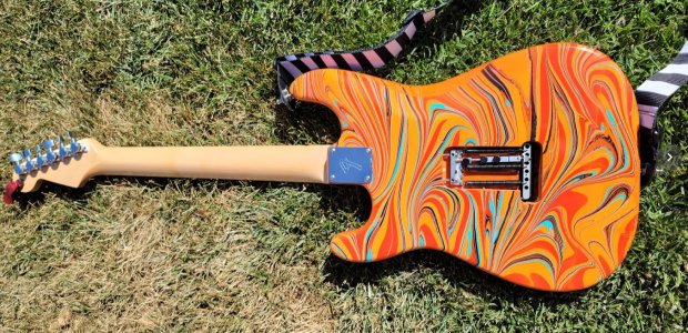swirl_guitar_back.jpg