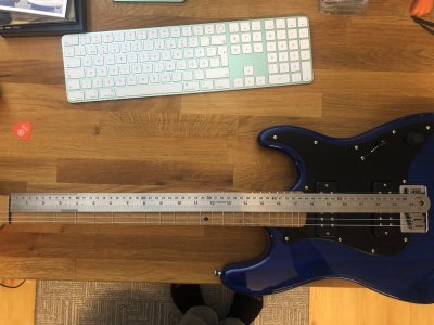 7:8Strat 24%22 neck-1.jpg