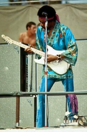 telestrat Jimi.jpg