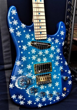 Warmoth X-mas.jpg