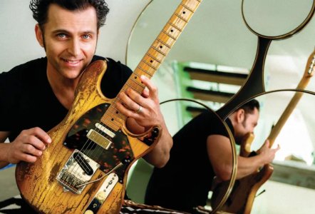 Dweezil_Zappa_2.jpg