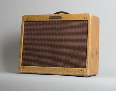 1960 fender deluxe amp 5E3.jpg