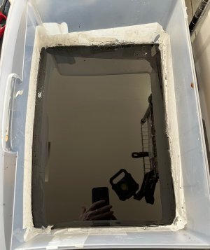 epoxy pour.jpg