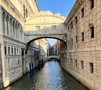 BridgeofSighs.jpg