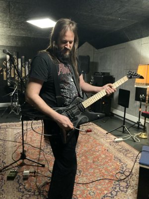 1000484576.jpg 1000484576.jpg