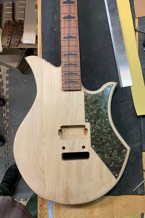 sb1-s  unfin. body w pkgrd.jpg