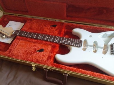 SB Strat Neck First Strings.jpg