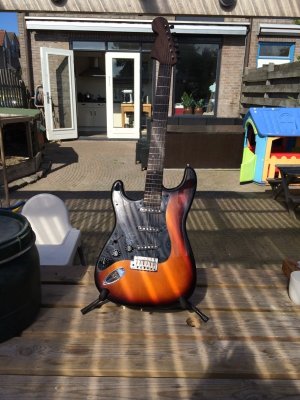 guitar 1.jpg