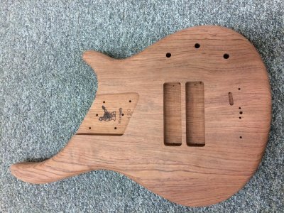 Solid Bubinga Gecko 6.JPG