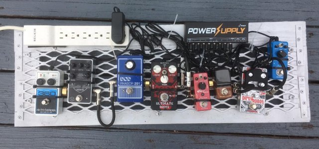 pedalboard.JPG