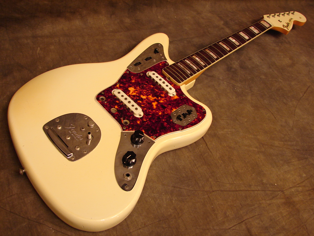 fender%20jaguar.JPG