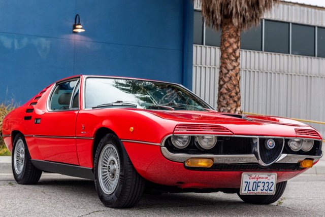 Alfa-Romeo-Montreal.jpg