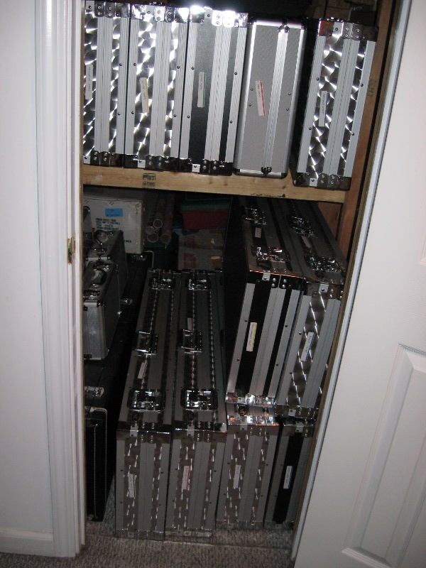 GuitarCloset.JPG