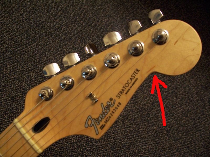 Fender_Stratocaster_Headstock_Corner.jpg