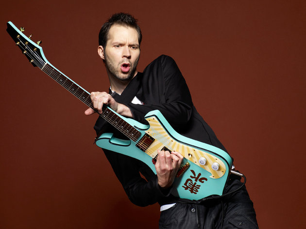 paul-gilbert-blue-fireman-dimarzio-630-85.jpg